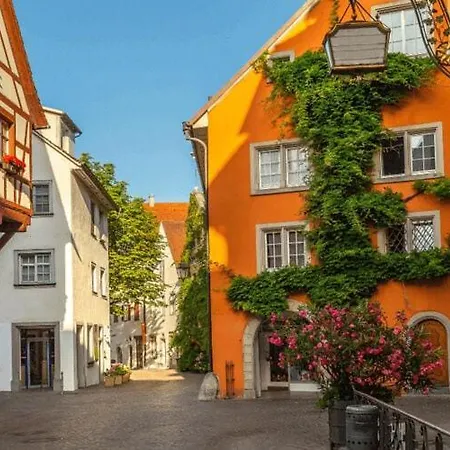 Haus Burgund, * Meersburg